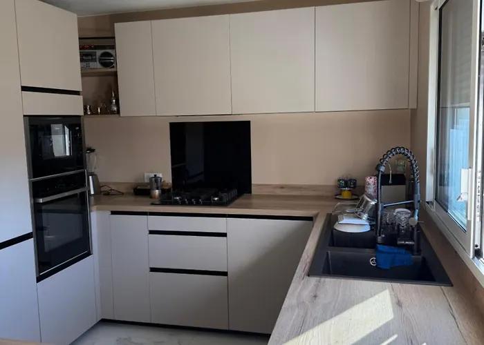 Service33 Habitación en casa particular Ambares-et-Lagrave